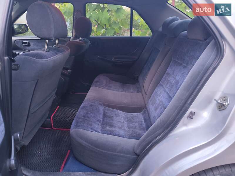 Седан Mazda 626 1998 в Одесі