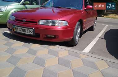 Хэтчбек Mazda 626 1993 в 