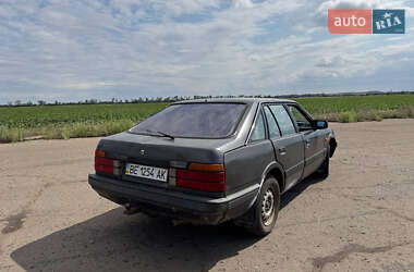 Хэтчбек Mazda 626 1986 в 