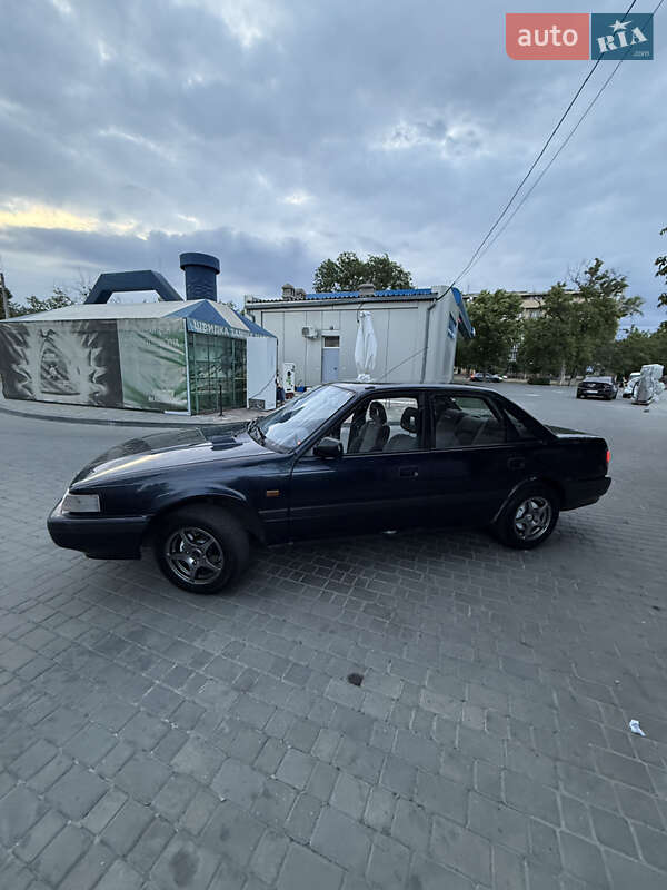 Седан Mazda 626 1991 в Миколаєві
