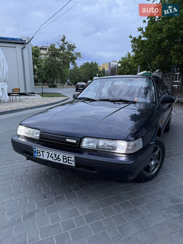 Седан Mazda 626 1991 в Миколаєві
