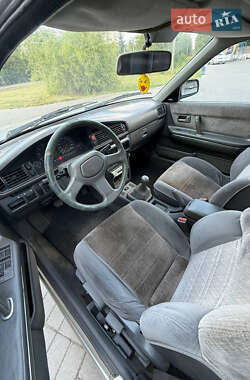 Хэтчбек Mazda 626 1988 в 