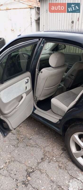 Хетчбек Mazda 626 1998 в Києві