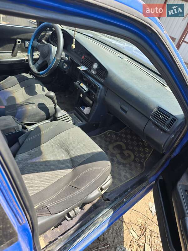 Хэтчбек Mazda 626 1990 в Шабо