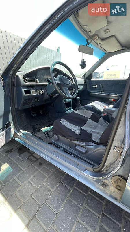 Хэтчбек Mazda 626 1989 в Николаеве фото 7 Хэтчбек Mazda 626 1989 в Николаеве