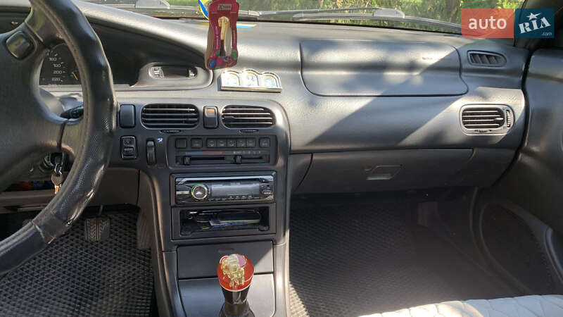 Седан Mazda 626 1998 в Львове