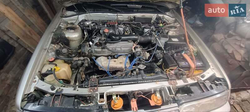 Хетчбек Mazda 626 1989 в Великій Багачці