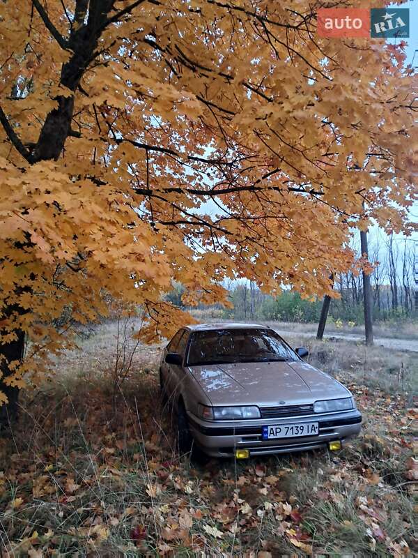 Хетчбек Mazda 626 1989 в Великій Багачці