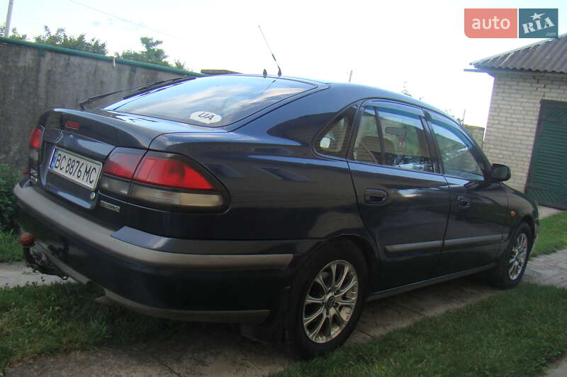 Хетчбек Mazda 626 1999 в Радехові