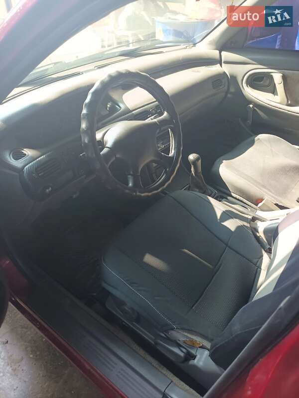 Седан Mazda 626 1992 в Кам'янець-Подільському