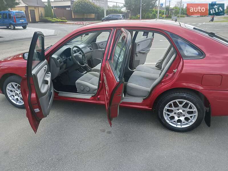 Хэтчбек Mazda 626 2000 в Запорожье фото 2 Хэтчбек Mazda 626 2000 в Запорожье