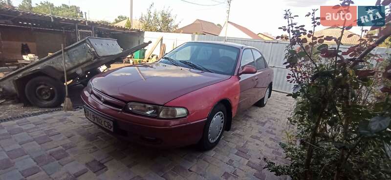 Седан Mazda 626 1993 в Нежине