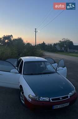 Седан Mazda 626 1993 в 