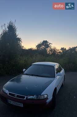 Седан Mazda 626 1993 в Ровно
