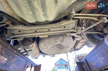 Хэтчбек Mazda 626 1990 в 