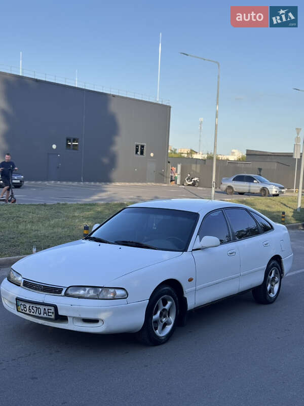 Хэтчбек Mazda 626 1994 в 