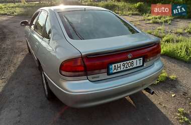Хэтчбек Mazda 626 1992 в 