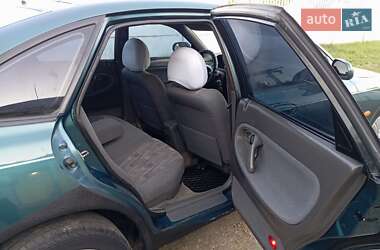 Хэтчбек Mazda 626 1994 в 