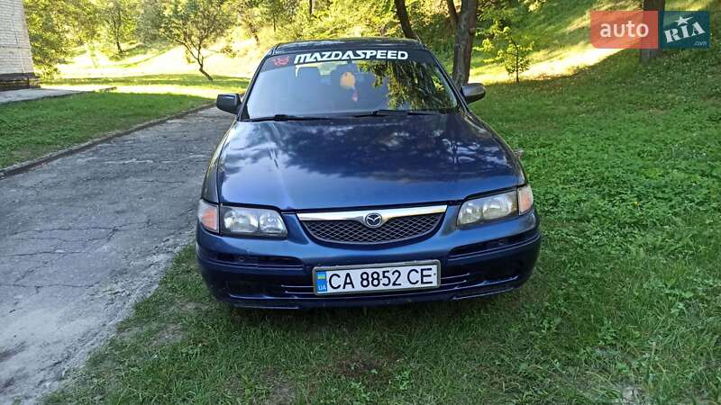 Хэтчбек Mazda 626 1999 в 