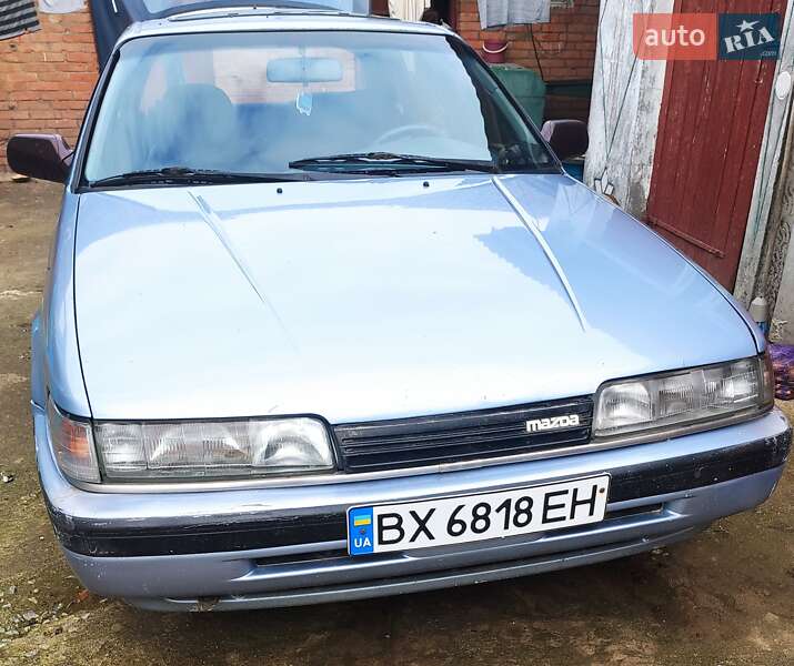 Хэтчбек Mazda 626 1991 в 