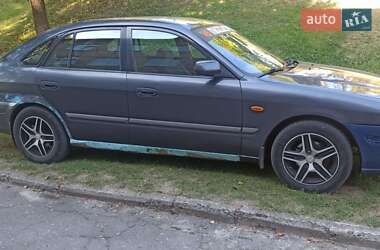 Хэтчбек Mazda 626 1999 в 