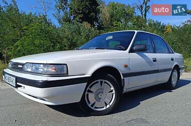 Седан Mazda 626 1989 в 