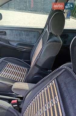 Хэтчбек Mazda 626 1998 в 