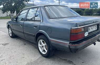 Седан Mazda 626 1987 в 