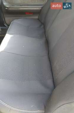 Хэтчбек Mazda 626 1988 в 