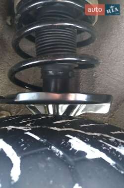 Хэтчбек Mazda 626 1988 в 