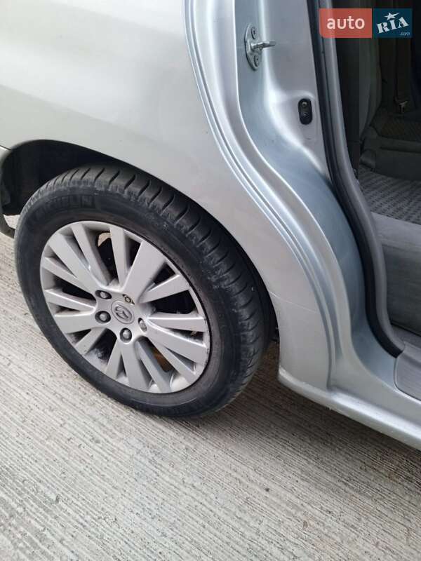 Універсал Mazda 626 2001 в Києві