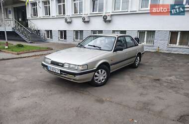 Седан Mazda 626 1992 в Хмельницком