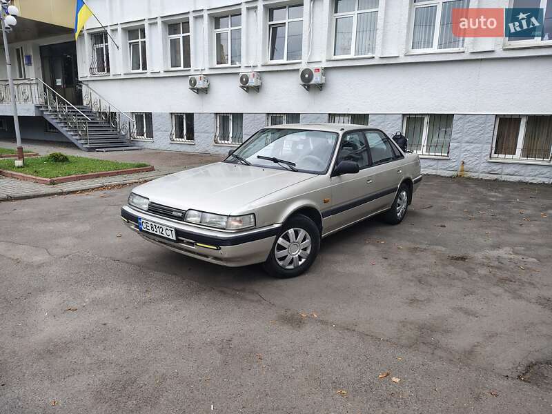 Седан Mazda 626 1992 в Хмельницком