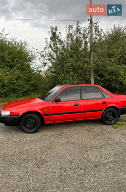 Седан Mazda 626 1989 в 