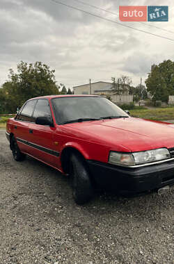 Седан Mazda 626 1989 в 