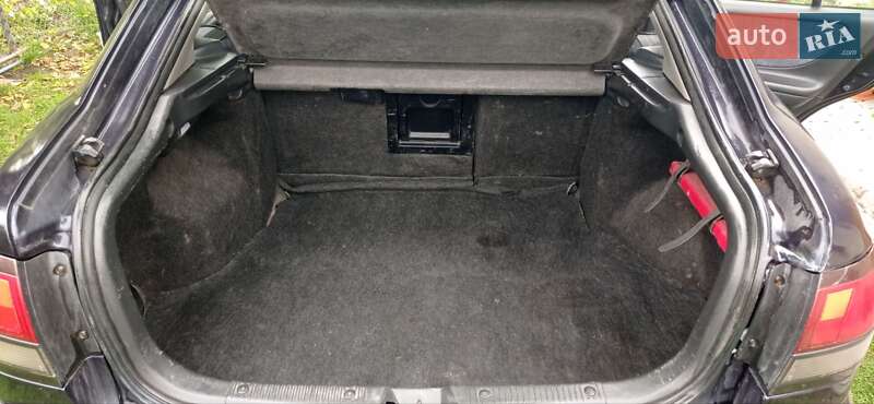 Хетчбек Mazda 626 1997 в Бродах