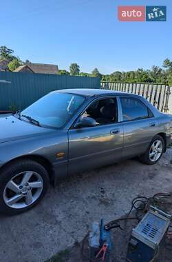 Седан Mazda 626 1996 в 