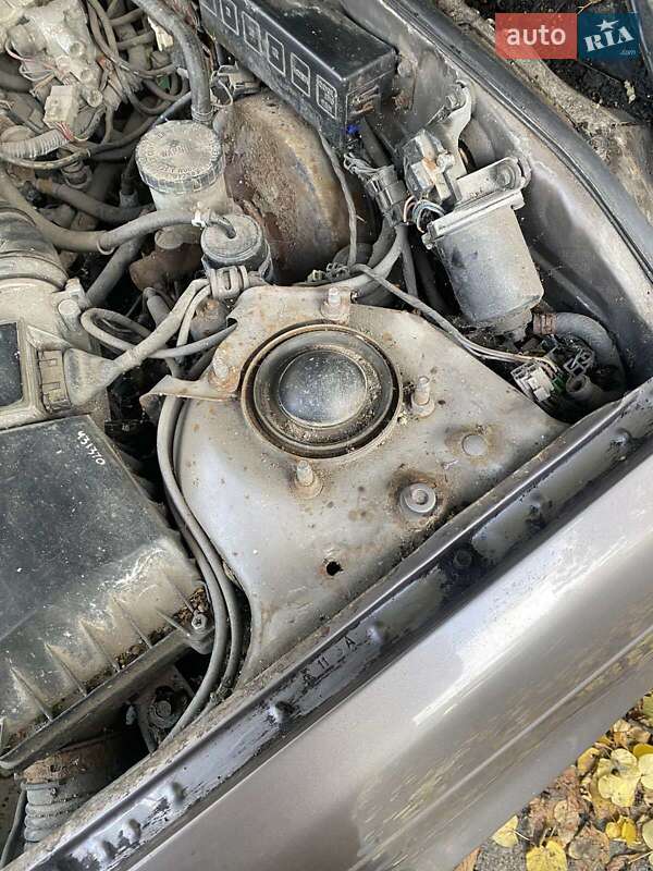 Хэтчбек Mazda 626 1990 в Киеве