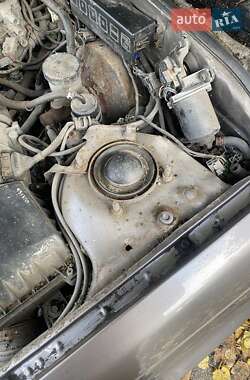Хэтчбек Mazda 626 1990 в 