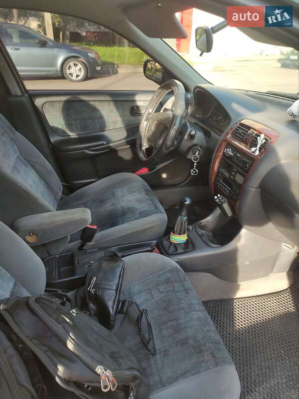 Хэтчбек Mazda 626 1997 в Львове