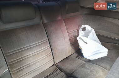 Седан Mazda 626 1989 в 