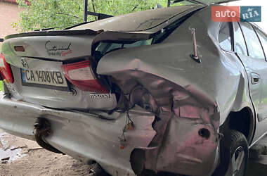 Хетчбек Mazda 626 2001 в 