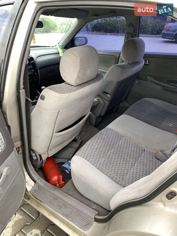 Седан Mazda 626 2000 в Харкові