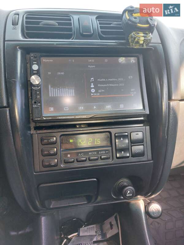 Седан Mazda 626 1997 в Липовце