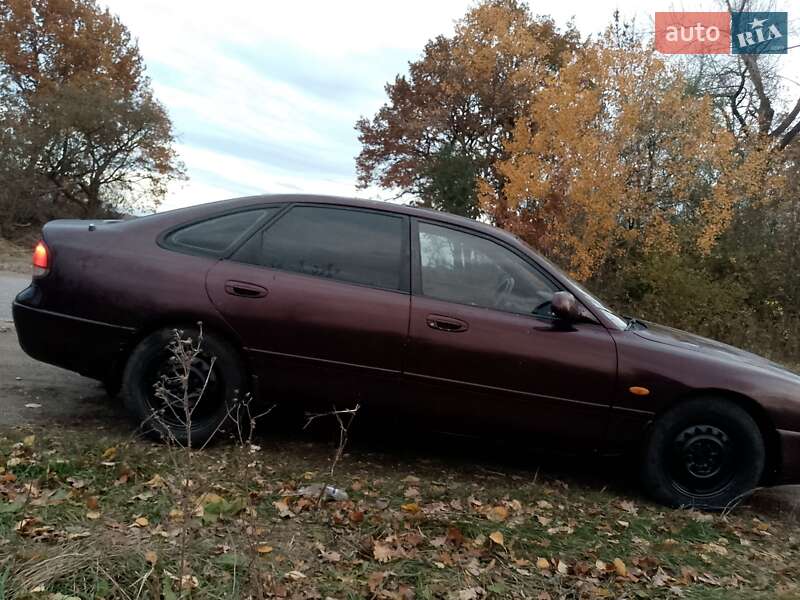 Хетчбек Mazda 626 1992 в Городку