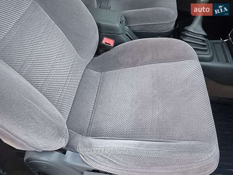 Универсал Mazda 626 1992 в Нежине фото 13 Универсал Mazda 626 1992 в Нежине