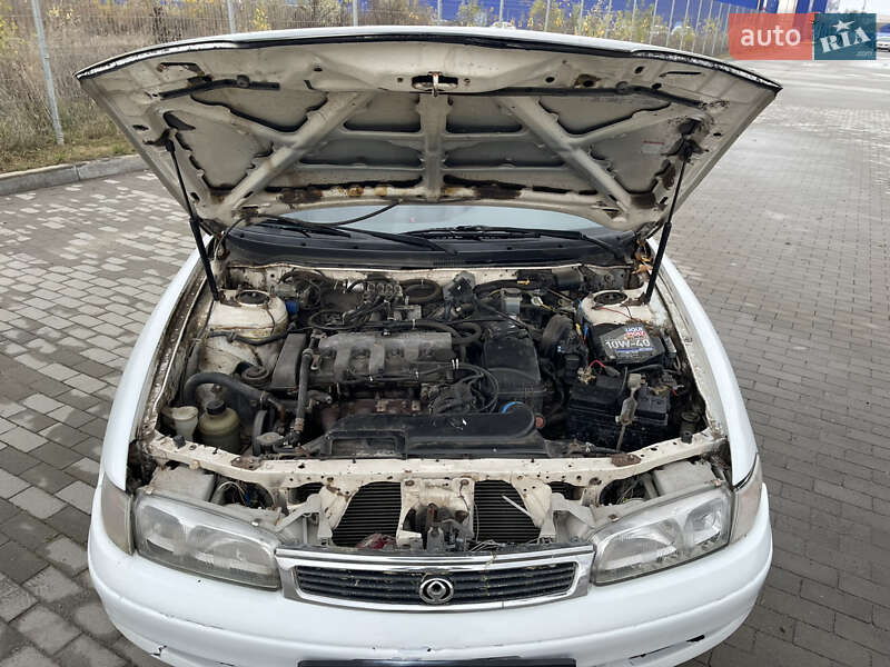 Седан Mazda 626 1992 в Вінниці