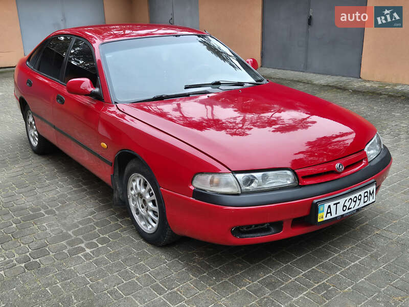Седан Mazda 626 1994 в Славуте