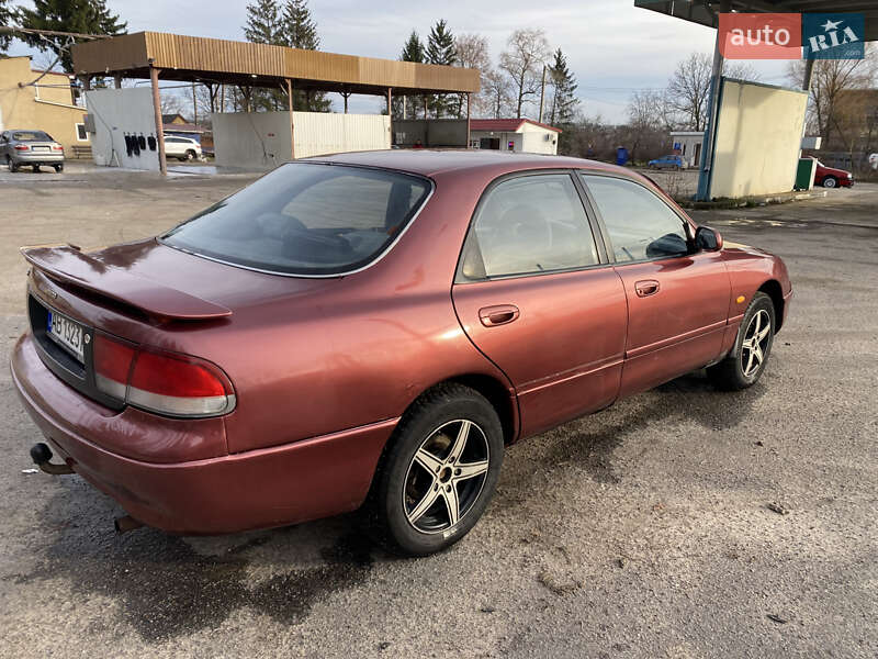 Седан Mazda 626 1993 в Шаргороде