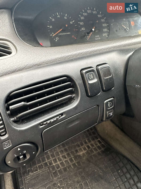 Седан Mazda 626 1994 в Києві